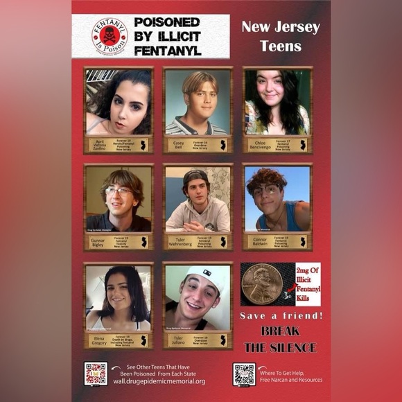 Like my flyer to be notified when I go live! - Picture 7 of 10